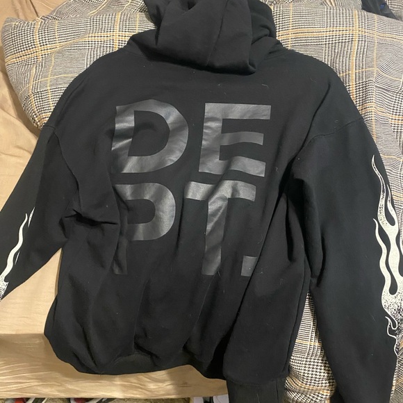 Gallery DEPT HOODIE 🚨🚨🚨 - Picture 2 of 2